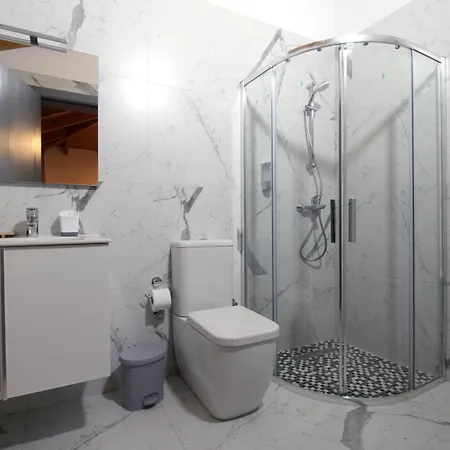 Luxury Pigeons Cave 4*