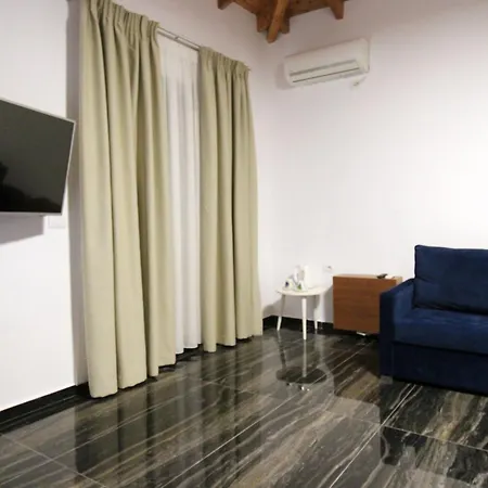 Luxury Pigeons Cave شقة فندقية
